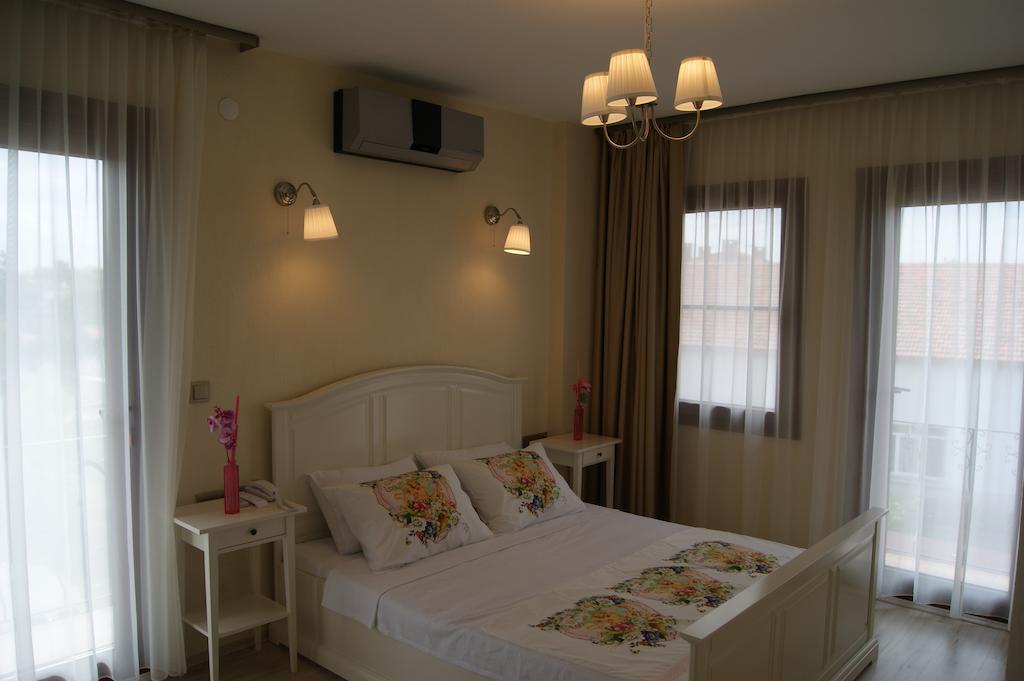 Ender Hotel (Adults Only) Ayvalik Phòng bức ảnh